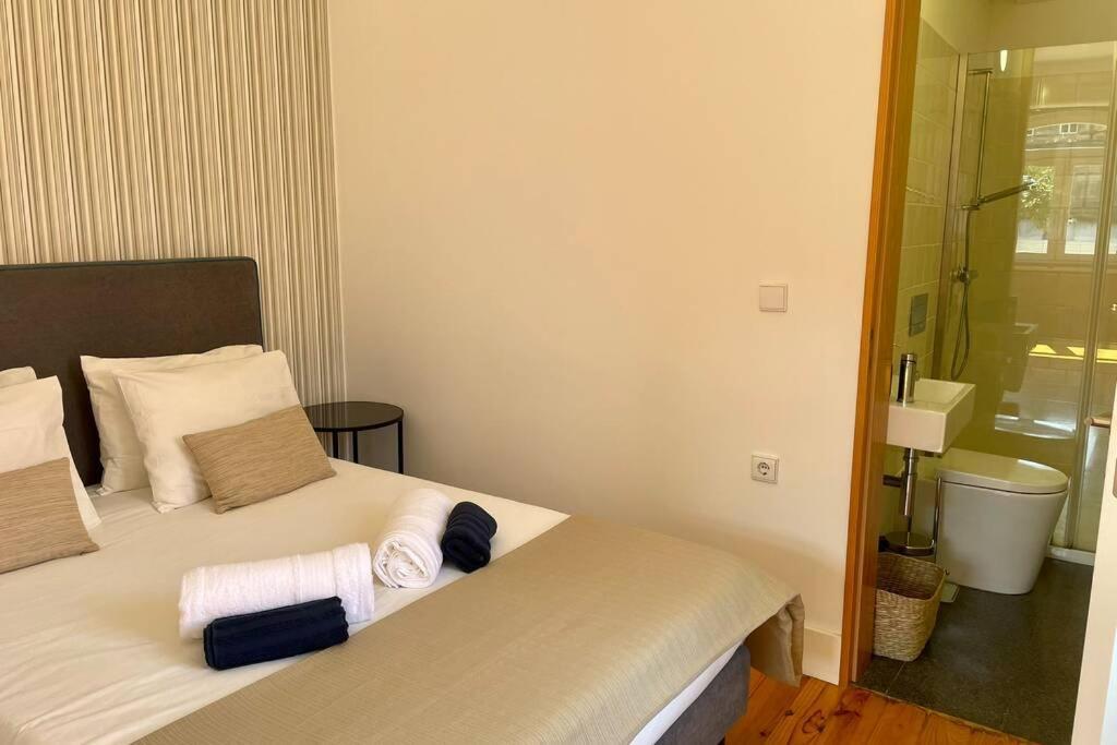 Santo Antonio Cozy Apartment Porto Bagian luar foto