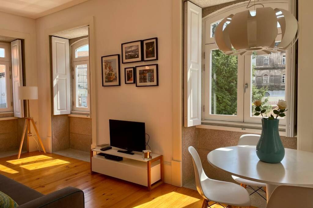Santo Antonio Cozy Apartment Porto Bagian luar foto